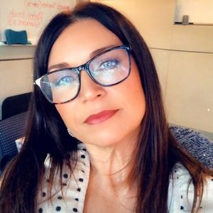 Meet your Posher, Jen